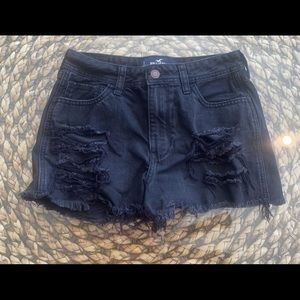 Hollister High Rise Boyfriend Short Black Distressed Womens Size 3 / 26